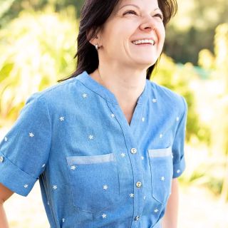 Prý ji mám fotit bez hlavy, že není ani nalíčená🙈. Tak to by byla velká škoda, protože přirozená krása ji náramně sluší...